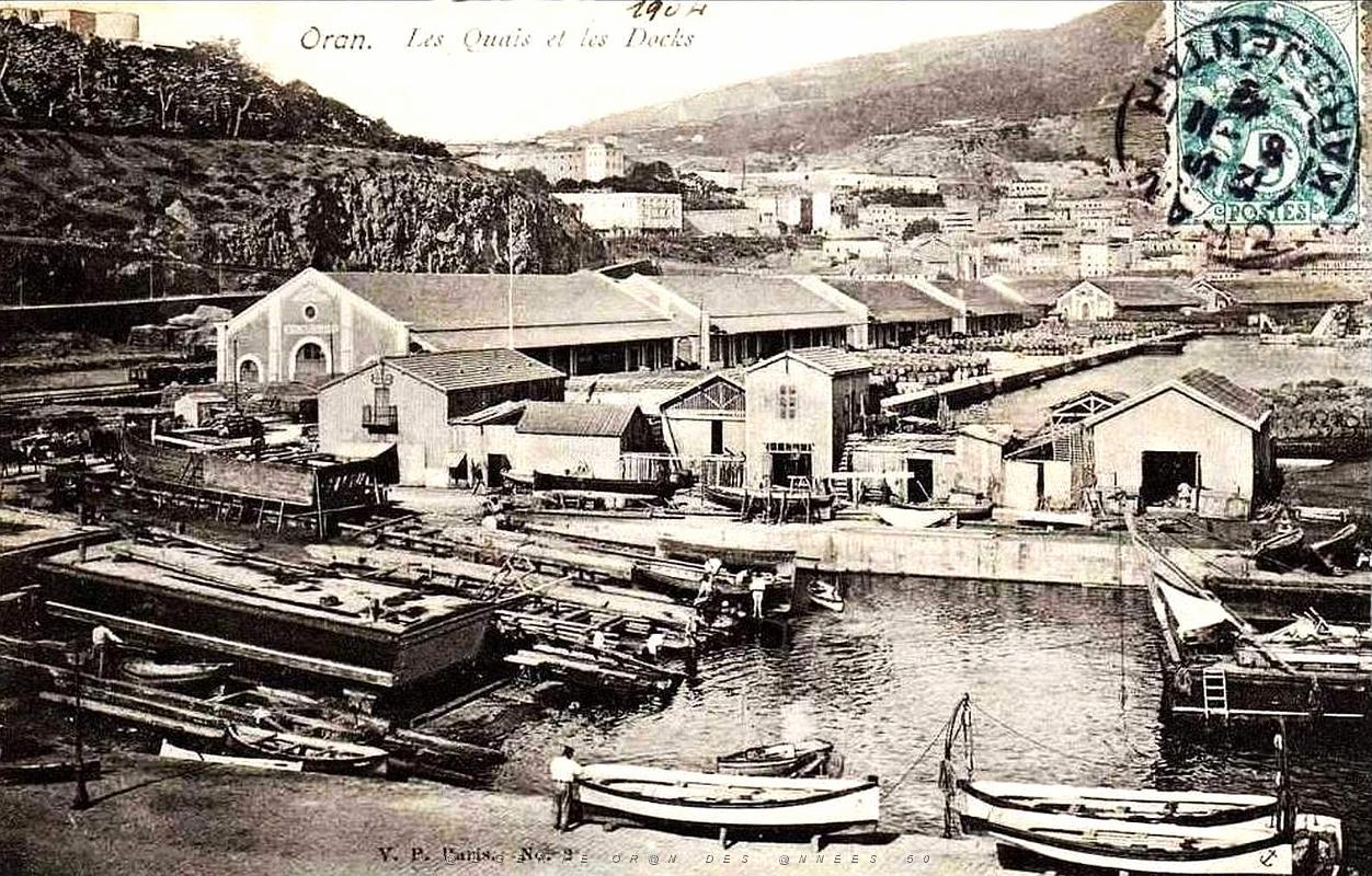 370- Oran - Les quais et les docks.jpg